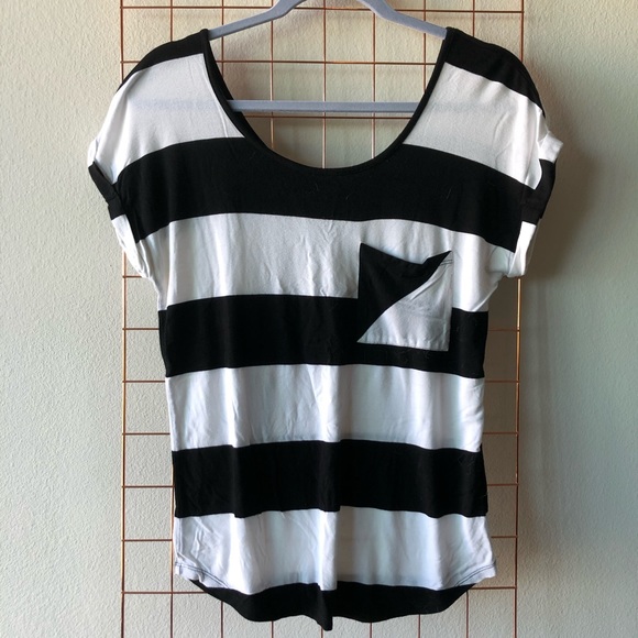 Cable & Gauge | Striped Scoop-Neck Tee - Picture 1 of 4